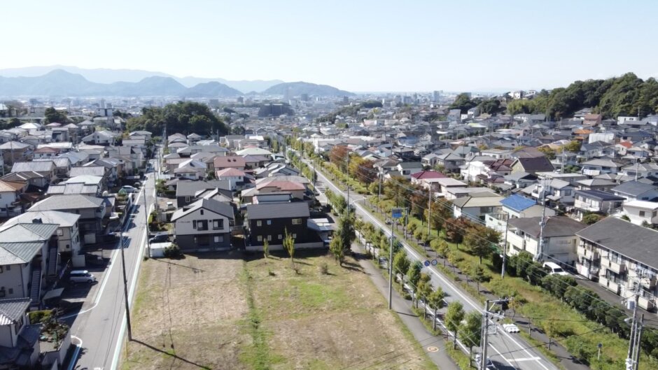 三島市加茂の住宅地を上空から見た航空写真